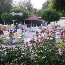 باغ تالار سی گل طرقبه