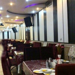تالار پذیرایی قصر ثامن