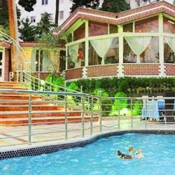 باغ تالار گل یاس