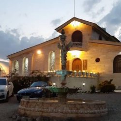 باغ تالار سیکاس