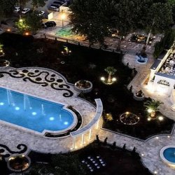 باغ تالار کویین
