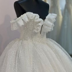 مزون لباس عروس اقبال