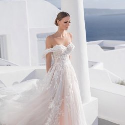 مزون لباس عروس ساناز