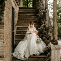 مزون لباس عروس پژواک