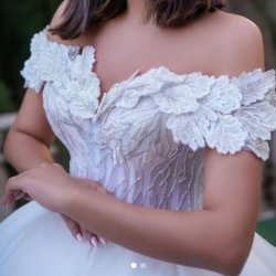 مزون لباس کویین لند