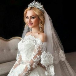 مزون لباس عروس یک