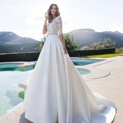 مزون لباس عروس استاتیش