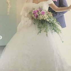 مزون لباس عروس آنیسا