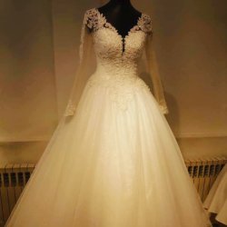 مزون لباس عروس نساء
