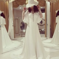 مزون لباس عروس پر