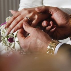آتلیه ویدا آزمون