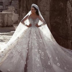 مزون لباس عروس سارا